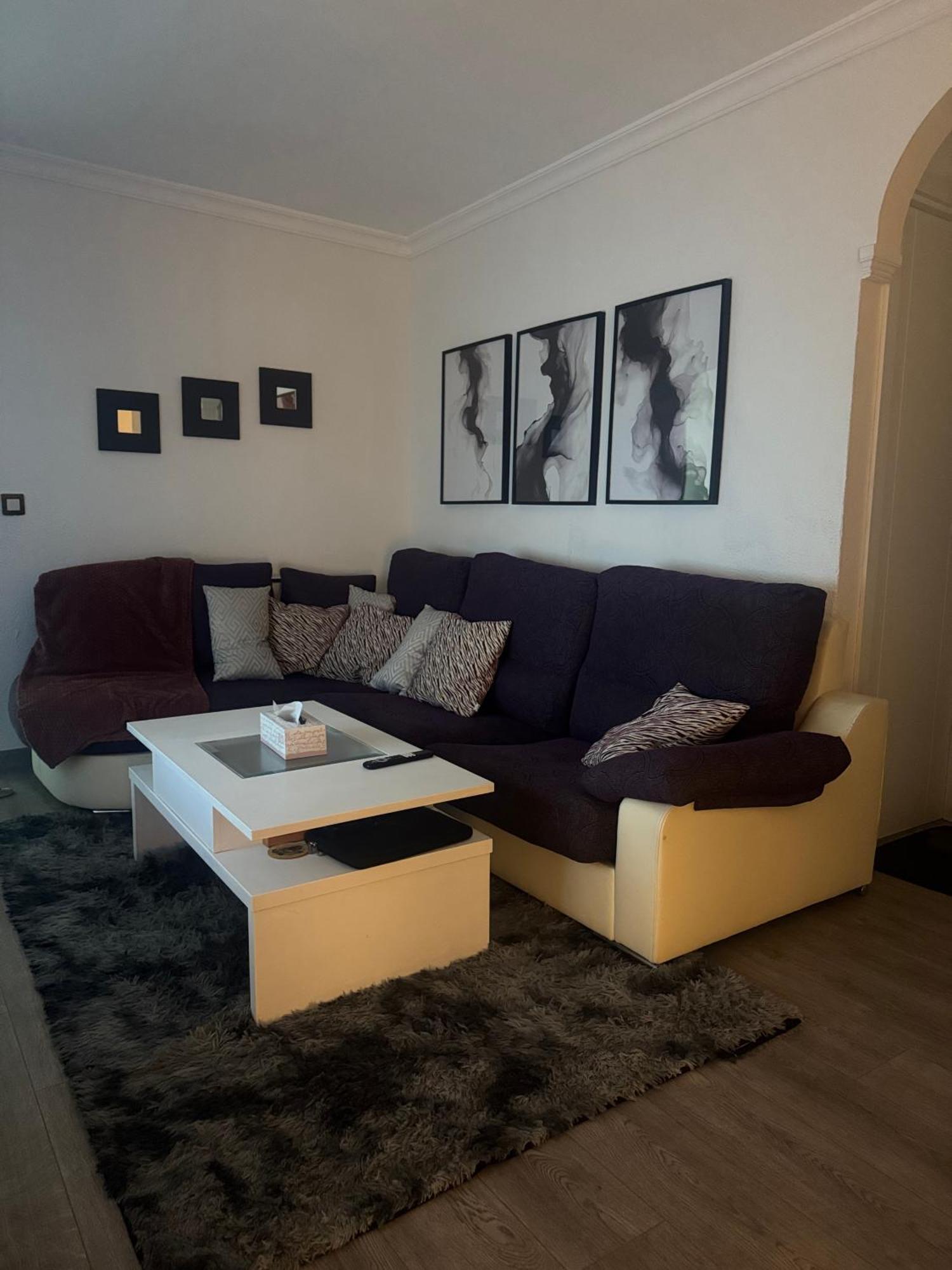 Privatunterkunft Cozy Private Near - Females Only